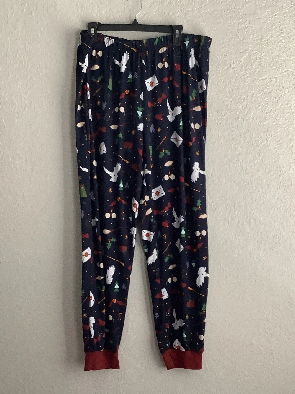 Holiday Graphic Navy & Red Men's Pajama Set